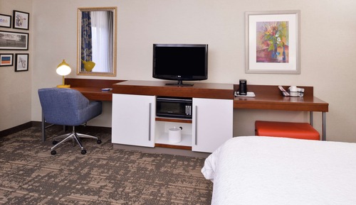 One king bed study non smoking