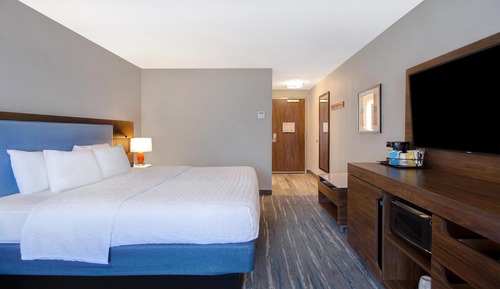 Room, 1 King Bed, Accessible