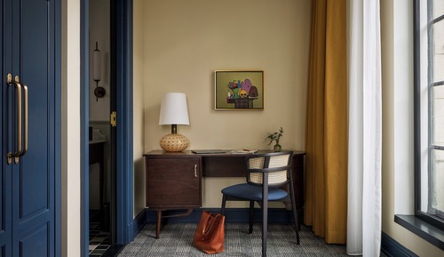 Gladys Suite