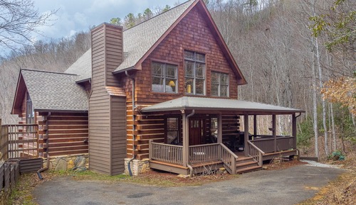 House (4 Bedrooms)