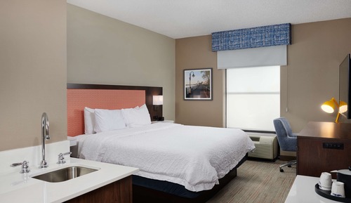 One King Bed, Non-Smoking