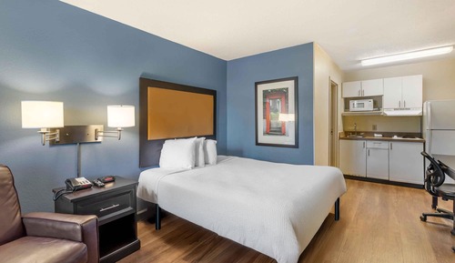Studio, 1 Queen Bed, Accessible, Non Smoking