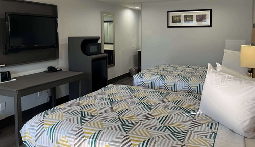 Deluxe Room, 2 Double Beds, Smoking, Refrigerator & Microwave
