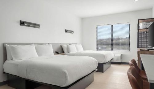 Queen Studio with Two Queen Beds and City View