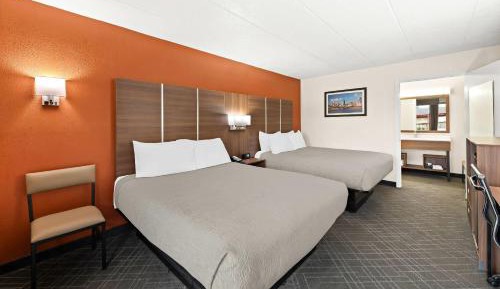 Standard Queen Room with Two Queen Beds