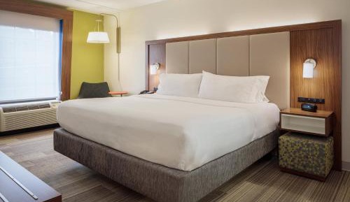 Standard King Room