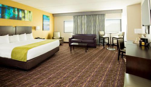 River Tower Premium King
