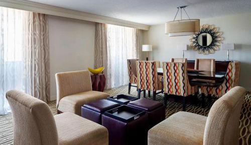 One Bedroom Suite, Concierge lounge access, 1 King