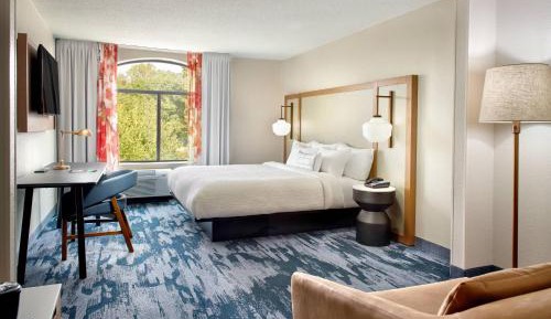King Room with Bathtub - Mobility Access
