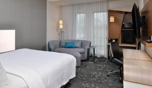 King Room with Bathtub - Mobility Access