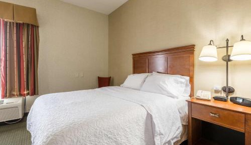 Queen Room with Two Queen Beds - Hearing Access/Non-Smoking