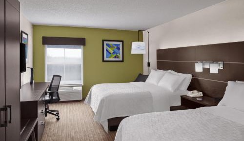 Standard Room with Two Queen Beds