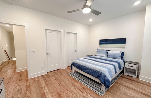 Hermitage House | Music City Getaway | 5 beds | 3 suites | 15 min to downtown, Opryland
