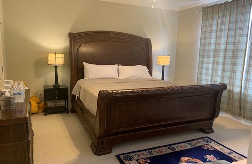 Kingsport House | Lake front