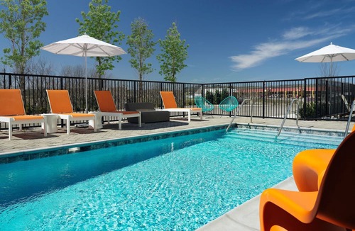 Ashley Oaks Hotel | Aloft by Marriott Knoxville West