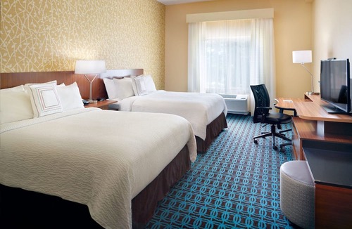 Flat Rock Hotel | Fairfield Inn & Suites by Marriott Hendersonville Flat Rock