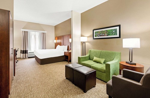 Abingdon Hotel | Comfort Suites Abingdon I-81