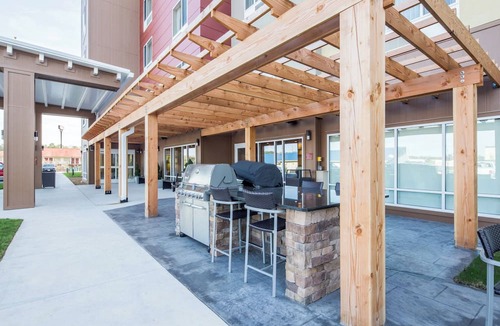 Cleveland Hotel | TownePlace Suites by Marriott Cleveland