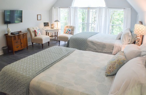 Graysville Bed & Breakfast | St Francis Cottage