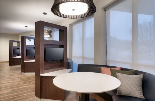 Johnson City Hotel | Courtyard by Marriott Johnson City