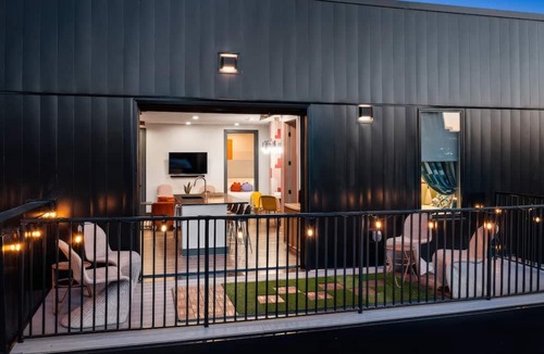 Rolling Mill Hill Apartment | The Penthouse - 3BR Rooftop - Downtown Nashville