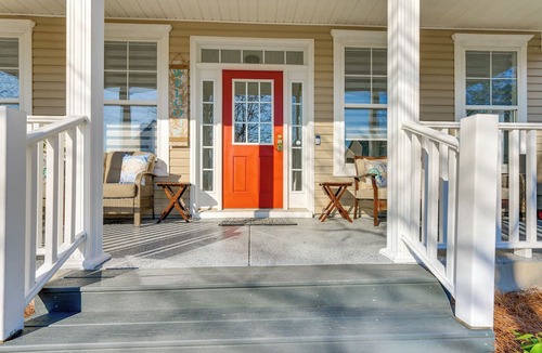Bluffton Cottage | 1 Mi to River! Relaxing Family Home in Bluffton