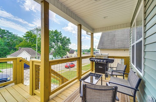 Old North Knoxville Cottage | 2 Mi to UT: Modern Retreat w/Covered Porch