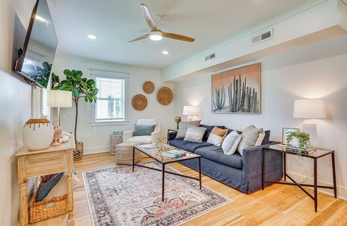 Charleston Apartment | Dtwn Retreat w/Game Room! Walk to Hampton Park