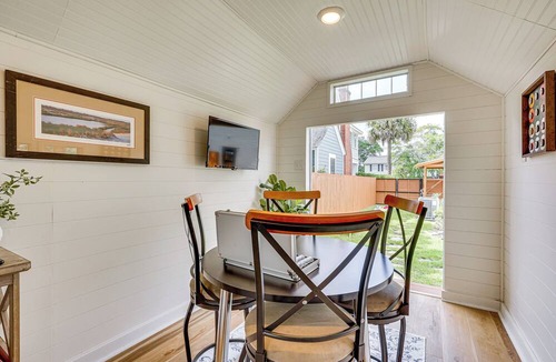 Charleston Apartment | Dtwn Retreat w/Game Room! Walk to Hampton Park