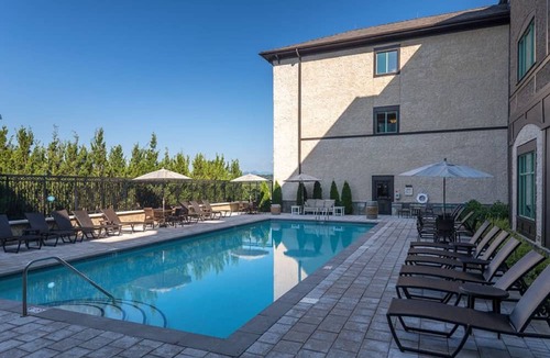 Asheville Hotel | Village Hotel on Biltmore Estate