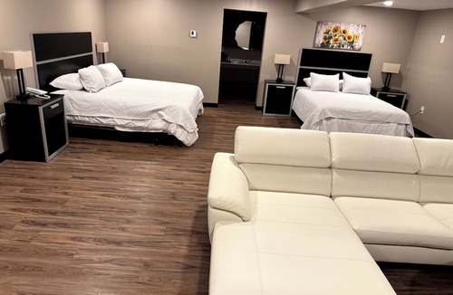 Gallipolis Ferry Hotel | Four Seasons Inn