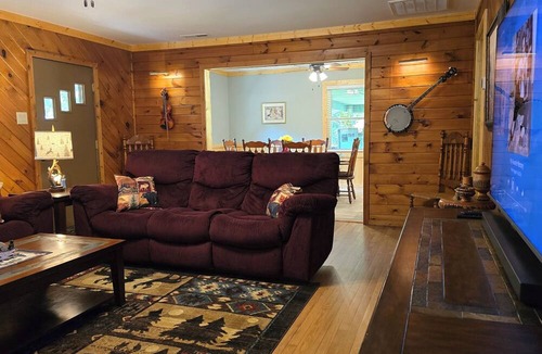 Robbinsville House | Yellow Creek Cabin