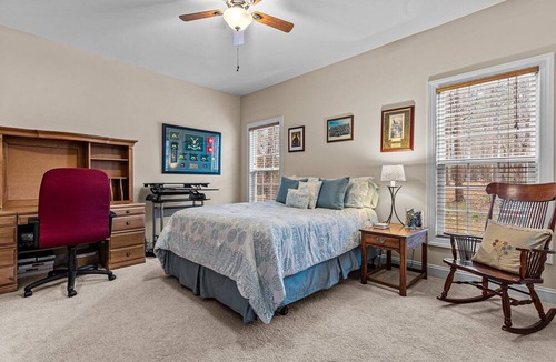 Southern Pines House | US OPEN! Sleeps 12 Scots of the Pines 6-bedroom Pet-friendly in Southern Pines