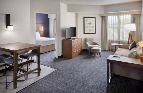Kenilworth Hotel | Residence Inn by Marriott Asheville Biltmore