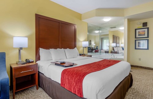 Hillsville Hotel | Comfort Inn & Suites Hillsville I-77