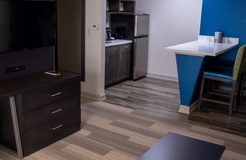 Conover Hotel | Holiday Inn Express Hotel & Suites Conover (Hickory Area) by IHG