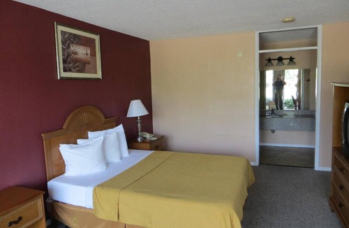 Kingsport Hotel | Americourt Extended Stays