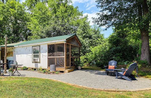 Dayton Cottage | Dayton Cabin on 42-acre Farm: Fish, Hike, Unwind!