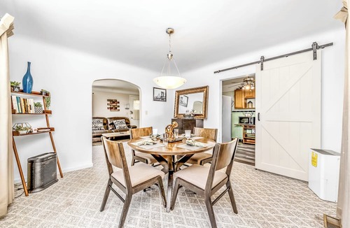 Roselawn Finance House | The Cher e