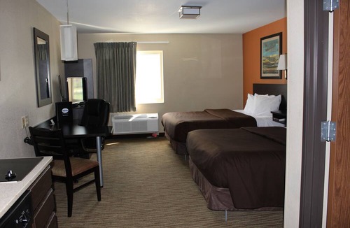 Washington Hotel | Suburban Studios Washington, PA
