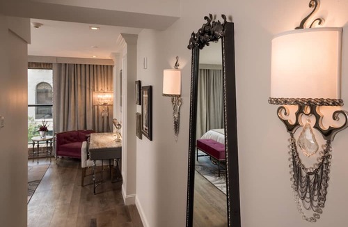 Charlotte Center City Hotel | The Ivey's Hotel