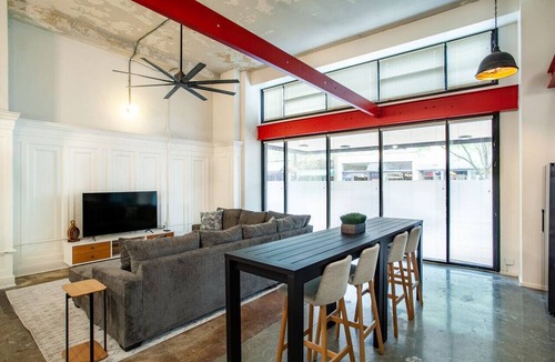 Old City Apartment | Historic Downtown Loft with Modern Flare