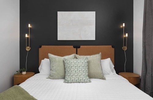 Maxwell Apartment | Modern Comfort, Only 1.9 Mile to Downtown Broadway