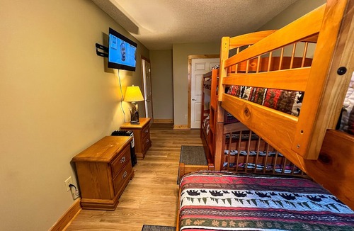 West Jefferson Cabin | Mountain Getaway w/Hot Tub, Game Room & Views Near West Jefferson & Boone