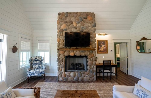 Dillard Cottage | Jane Cottage at Julep Farms