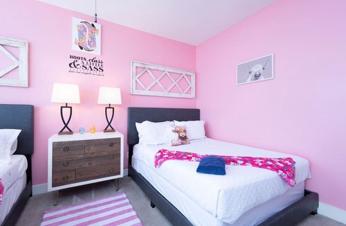 West End Condo | Lipstick & Boots: 3-Story West End Gem | Private Garage | Walk to Vanderbilt