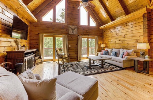 Fair Play Cabin | Lake Hartwell Cabin, Perfect for Clemson Game Day