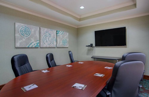 Downtown Chattanooga Condo | Suite in Downtown Chattanooga | Hot Tub Access