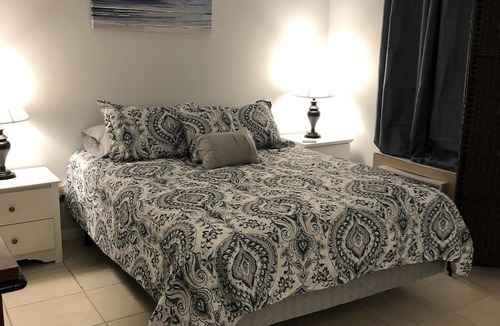 Surfside Beach Apartment | Relax at SeaRenity