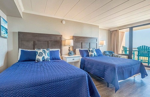 Myrtle Beach Condo | Great 1st floor unit that looks right out onto the beach with direct access